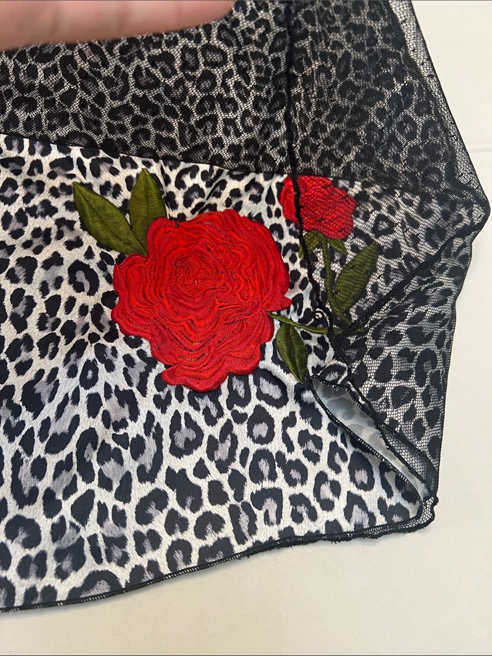 VINTAGE Y2K XOXO LEOPARD PRINT DRESS- MESH OVER SATIN WITH RED LACE STRAPS SMALL - Picture 3 of 15